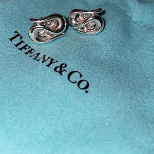 Beautiful Authentic hard to find Tiffany and co earrings. Price firm. vintage